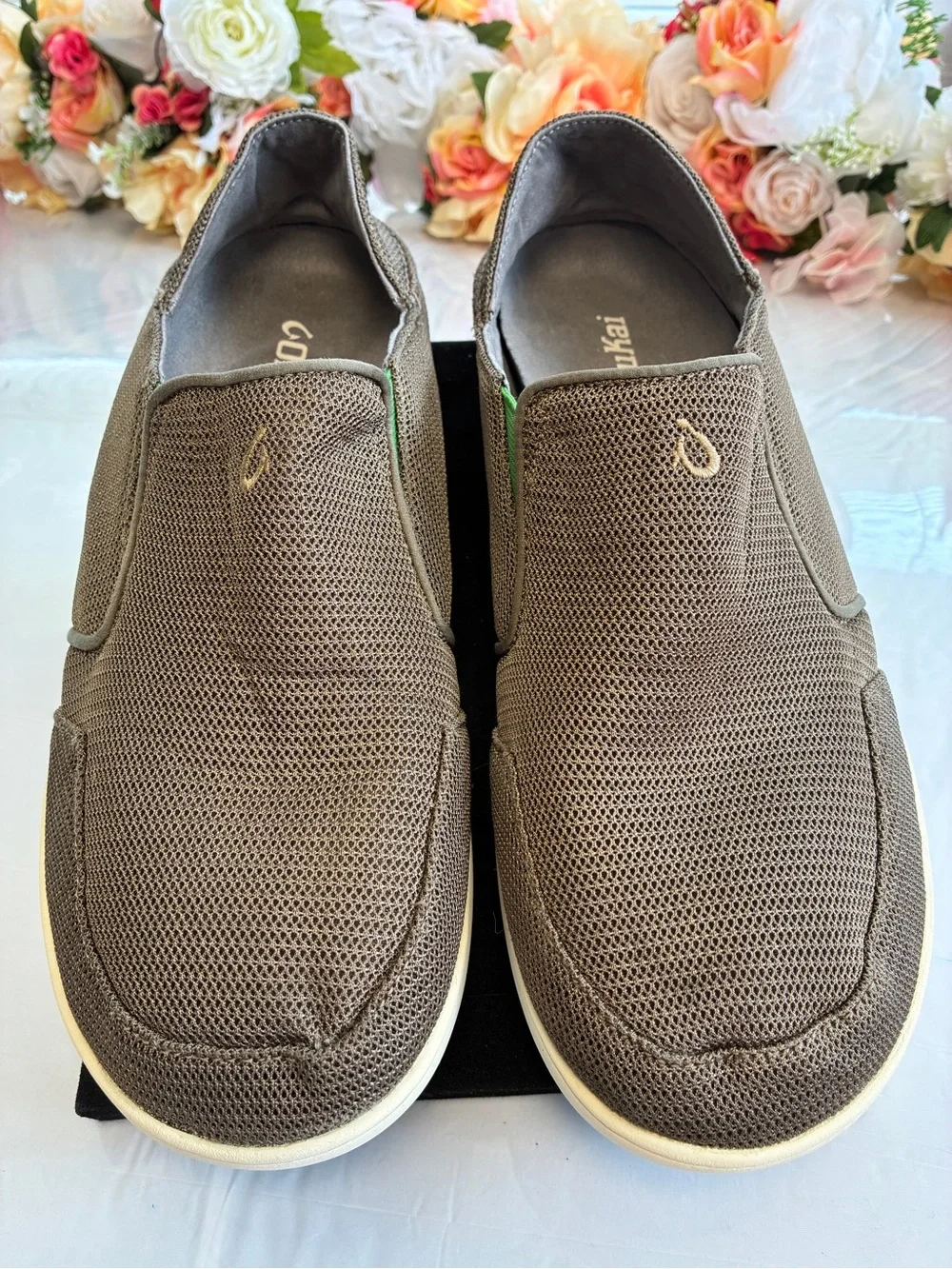 OluKai Nohea Mesh Men’s Slip-On Shoes Mustang Lime Peel Brown Comfort Size 10